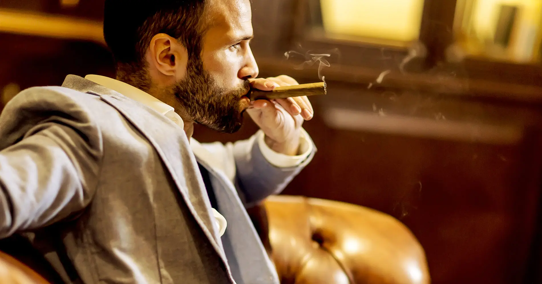 Idee regalo per i papà che ama fumare sigarette, sigari o pipa